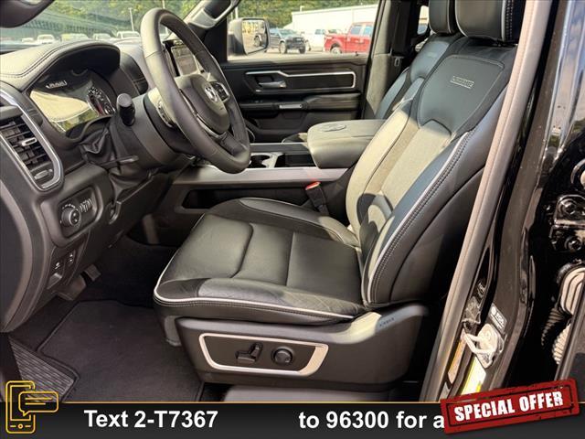 Photo of 2025 Diamond Black Crystal Pearlcoat RAM 1500