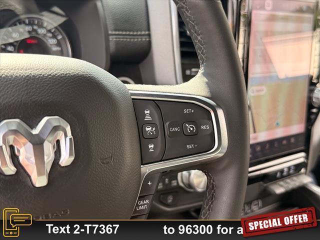 Photo of 2025 Diamond Black Crystal Pearlcoat RAM 1500