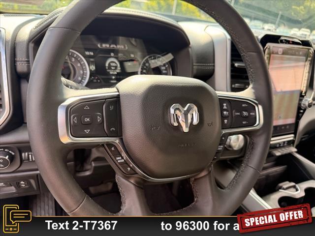 Photo of 2025 Diamond Black Crystal Pearlcoat RAM 1500