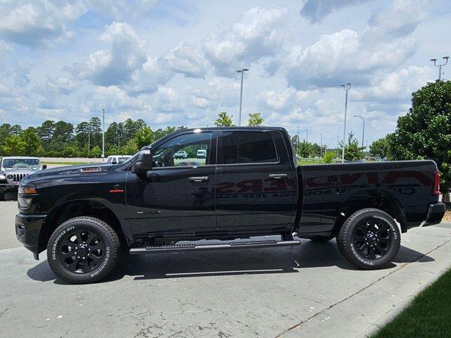 Photo of 2025 Diamond Black Crystal Pearlcoat RAM 2500