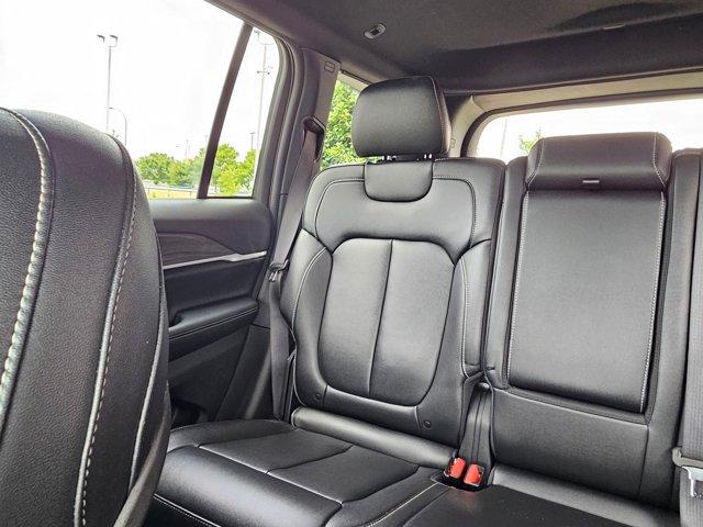 Photo of 2024 Diamond Black Crystal Pearlcoat Jeep Grand Cherokee