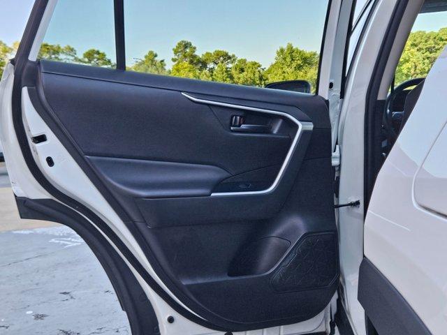 Photo of 2024 Ice Cap Toyota RAV4