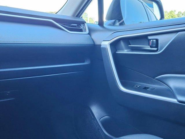 Photo of 2024 Ice Cap Toyota RAV4