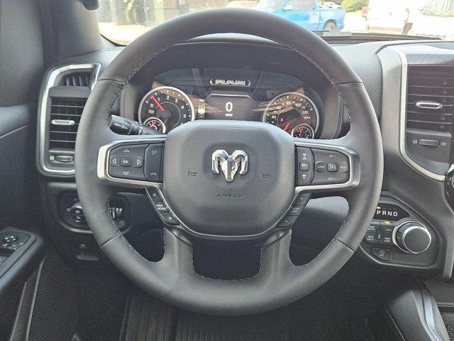 Photo of 2025 Diamond Black Crystal Pearlcoat RAM 1500