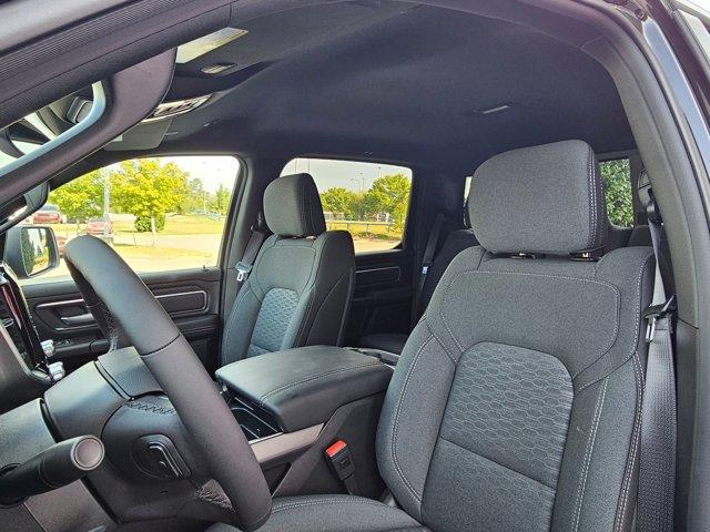 Photo of 2025 Diamond Black Crystal Pearlcoat RAM 1500