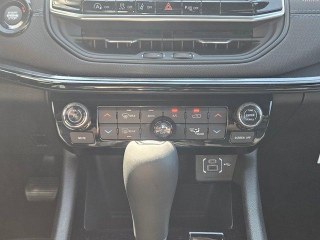 Photo of 2026 Bright White Clearcoat Jeep Compass