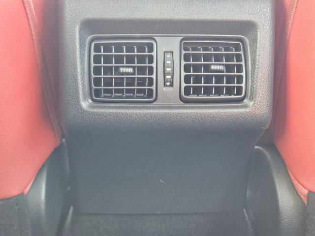 Photo of 2019 Wind Chill Pearl Toyota Camry