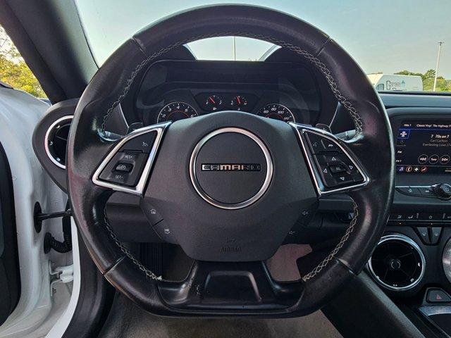 Photo of 2023 Summit White Chevrolet Camaro