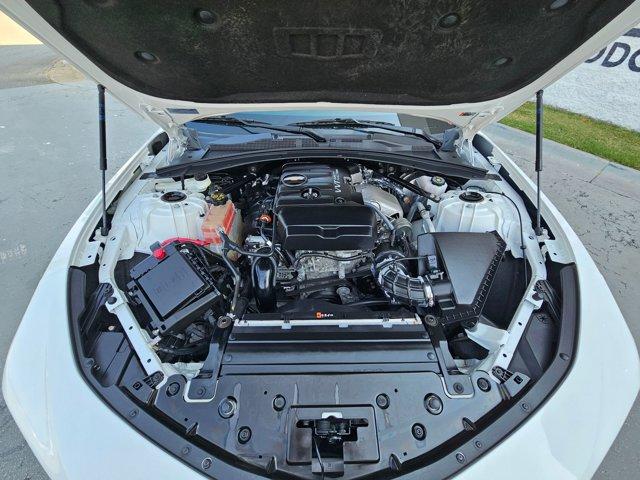 Photo of 2023 Summit White Chevrolet Camaro