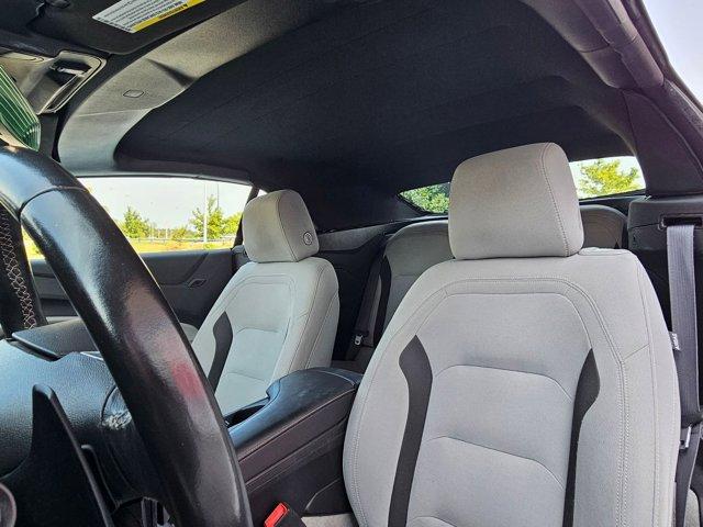 Photo of 2023 Summit White Chevrolet Camaro