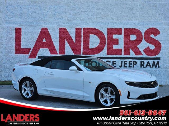 Photo of 2023 Summit White Chevrolet Camaro