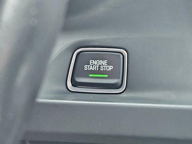 Photo of 2023 Summit White Chevrolet Camaro