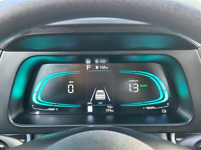 Photo of 2025 Gray Pearl Hyundai ELANTRA HEV