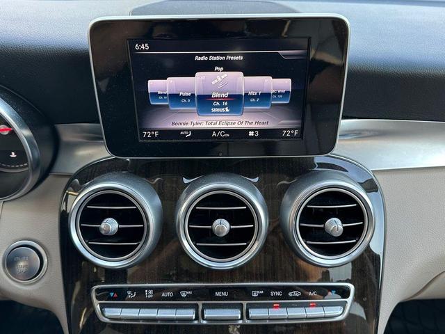 Photo of 2018 Polar White Mercedes-Benz GLC 300