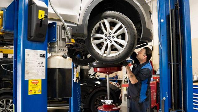 Photo of 2025 Atlantic Blue Hyundai TUCSON