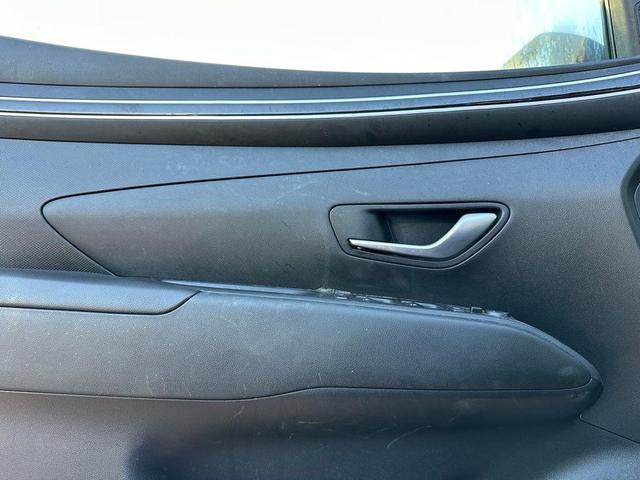 Photo of 2023 Phantom Black Hyundai TUCSON