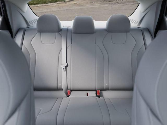 Photo of 2025 Amazon Gray Hyundai ELANTRA HEV