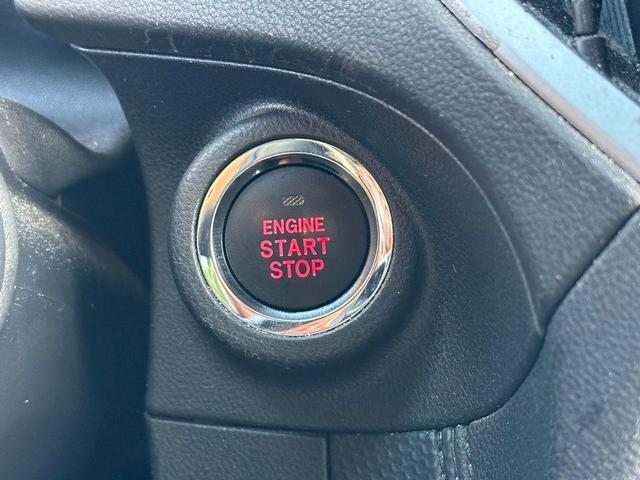 Photo of 2020 Crystal White Pearl Subaru Forester