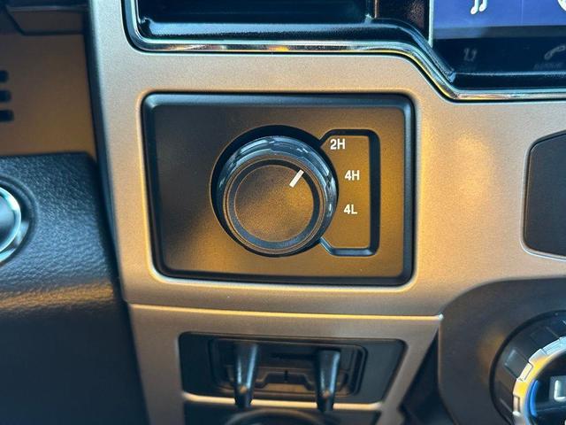 Photo of 2022 Agate Black Metallic Ford F-250