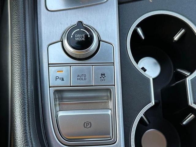 Photo of 2021 Savile Silver Genesis G70