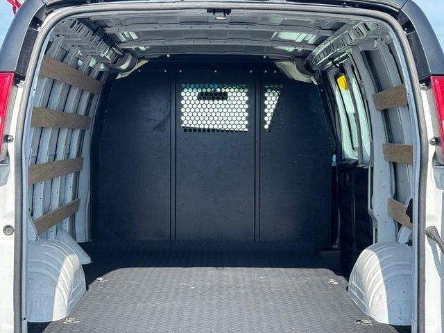 Photo of 2023 Summit White GMC Savana 2500