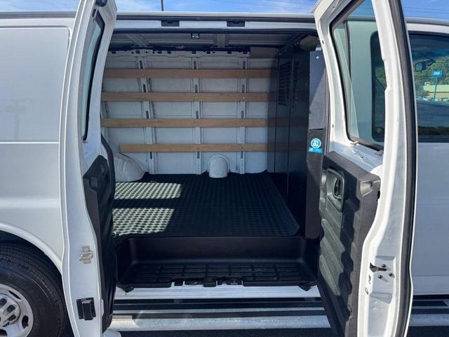 Photo of 2023 Summit White GMC Savana 2500
