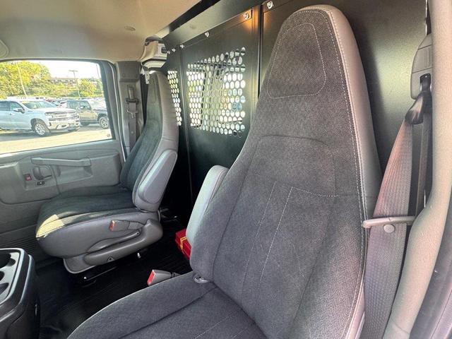Photo of 2023 Summit White GMC Savana 2500