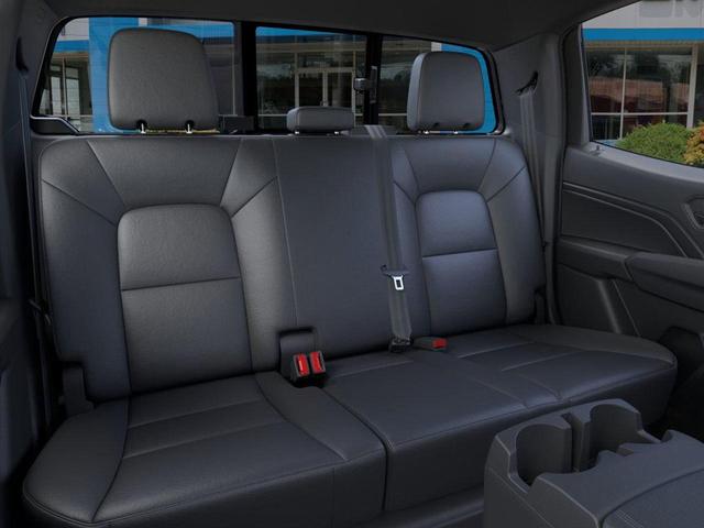 Photo of 2025 Summit White Chevrolet Colorado