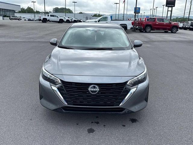 Photo of 2024 Gun Metallic Nissan Sentra