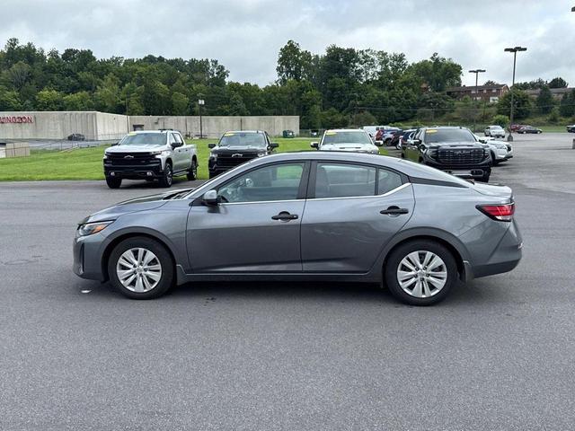 Photo of 2024 Gun Metallic Nissan Sentra