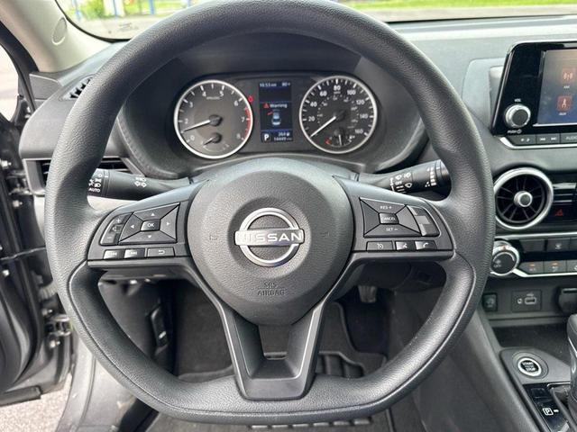 Photo of 2024 Gun Metallic Nissan Sentra