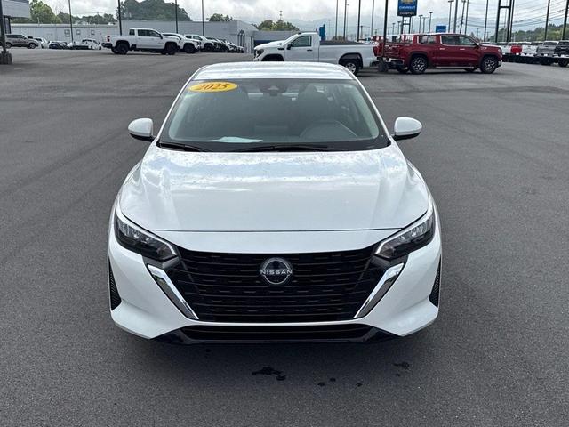 Photo of 2025 Aspen White Tricoat Nissan Sentra
