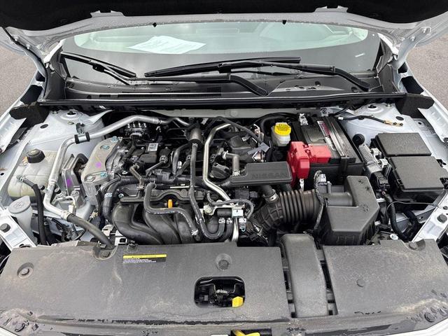 Photo of 2025 Aspen White Tricoat Nissan Sentra