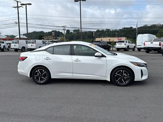 Photo of 2025 Aspen White Tricoat Nissan Sentra