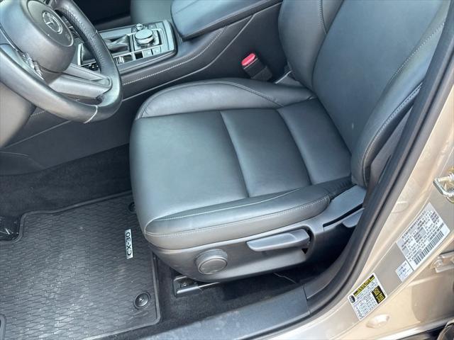 Photo of 2023 Platinum Quartz Metallic Mazda CX-30