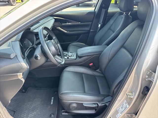 Photo of 2023 Platinum Quartz Metallic Mazda CX-30