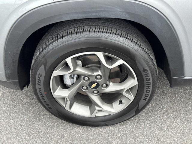 Photo of 2024 Sterling Gray Metallic Chevrolet Trax