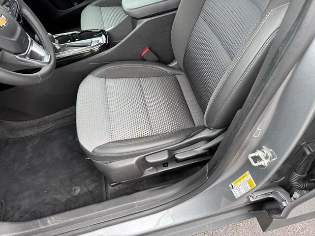 Photo of 2024 Sterling Gray Metallic Chevrolet Trax