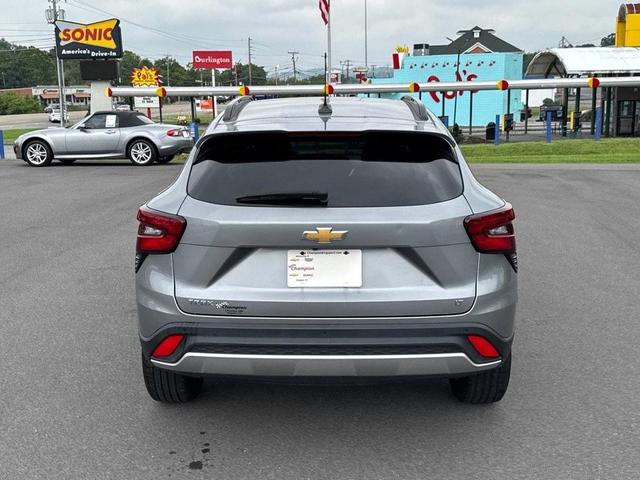 Photo of 2024 Sterling Gray Metallic Chevrolet Trax
