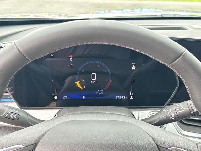 Photo of 2024 Sterling Gray Metallic Chevrolet Trax