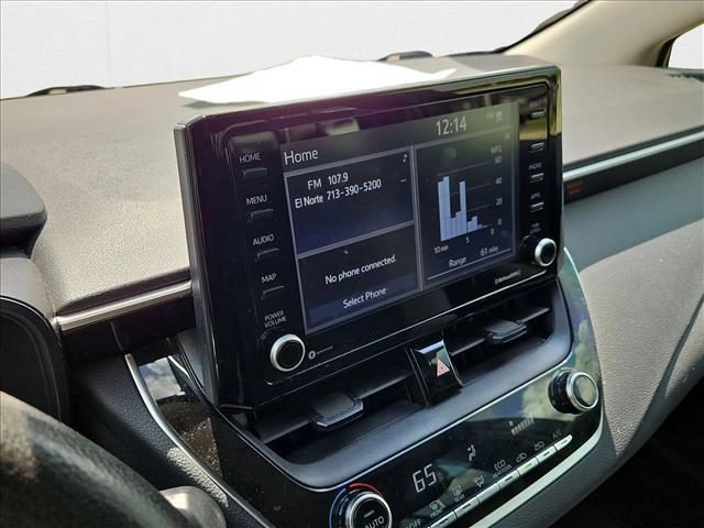 Photo of 2022 Classic Silver Metallic Toyota Corolla