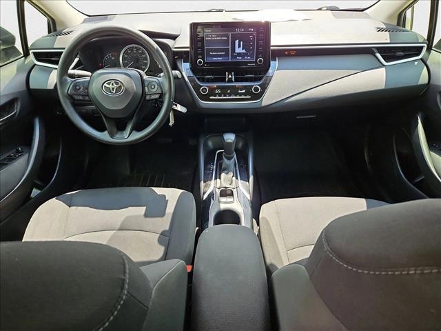 Photo of 2022 Classic Silver Metallic Toyota Corolla