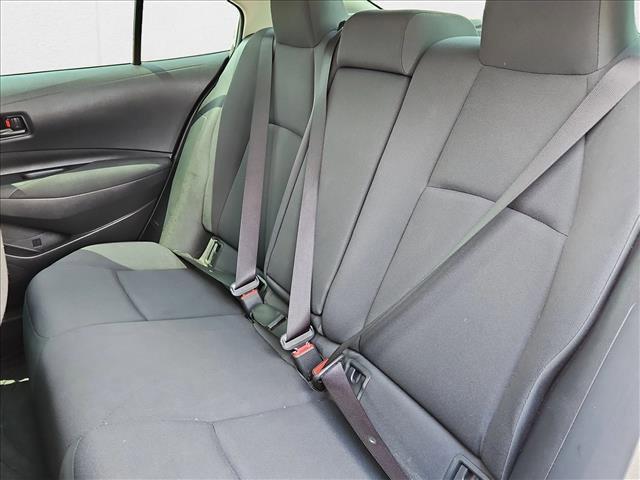 Photo of 2022 Classic Silver Metallic Toyota Corolla