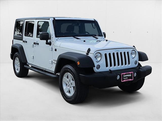 Photo of 2017 Bright White Clearcoat Jeep Wrangler Unlimited