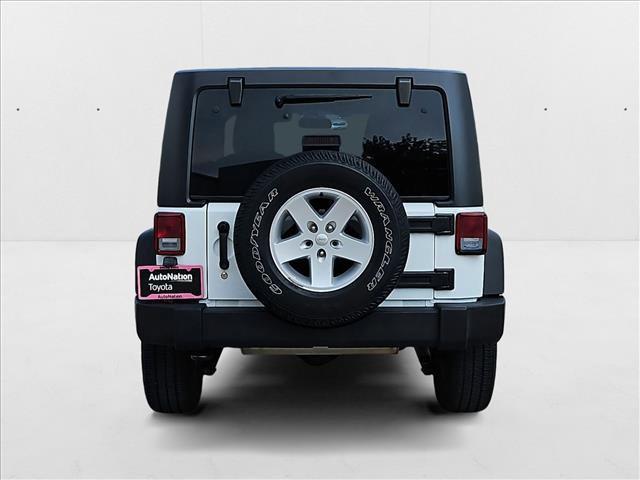 Photo of 2017 Bright White Clearcoat Jeep Wrangler Unlimited