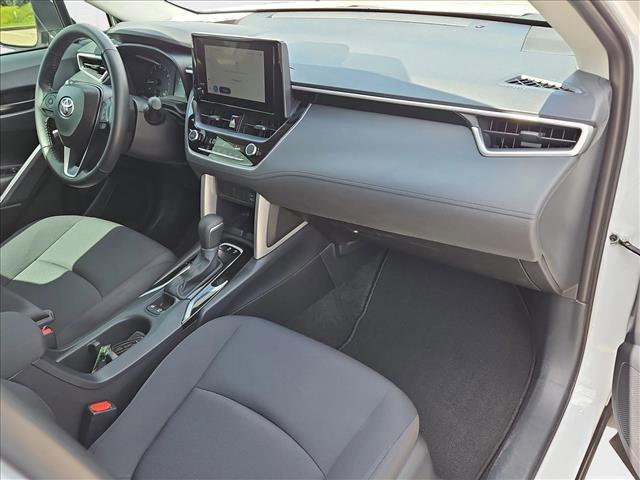Photo of 2024 Wind Chill Pearl Toyota Corolla Cross
