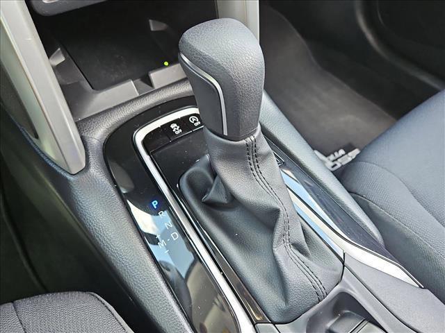 Photo of 2024 Wind Chill Pearl Toyota Corolla Cross
