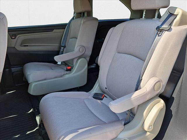 Photo of 2018 Pacific Pewter Met Honda Odyssey