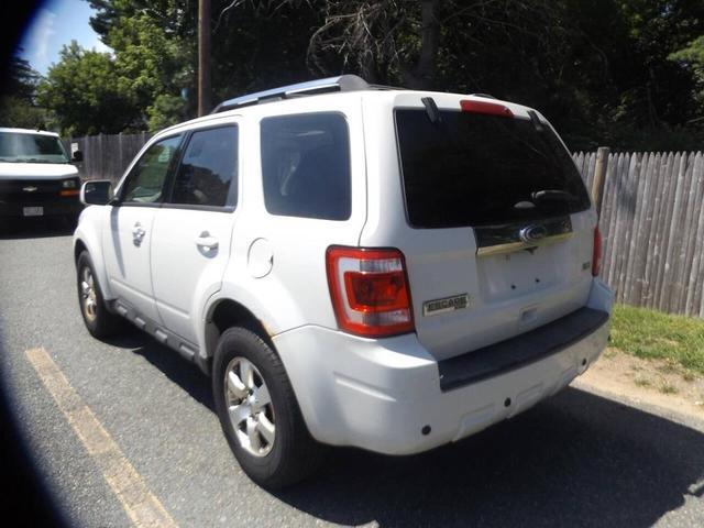 Photo of 2012 White Suede Ford Escape