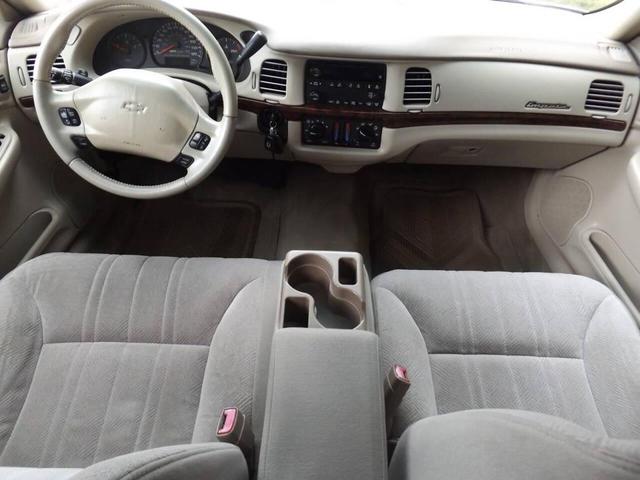 Photo of 2003 White Chevrolet Impala